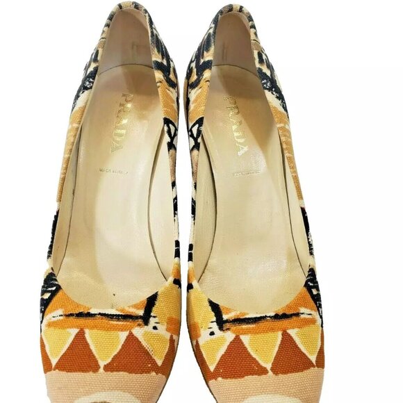 Women's 35.5 PRADA Italy Multicolor Canvas Round Toe High Heels Pumps Shoes EUC - Picture 5 of 9